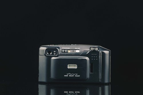 POWER-ZOOM フィルムカメラ MODEL 135 POWER-ZOOM フィルムカメラ MODEL 135 POWER-ZOOM フィルム