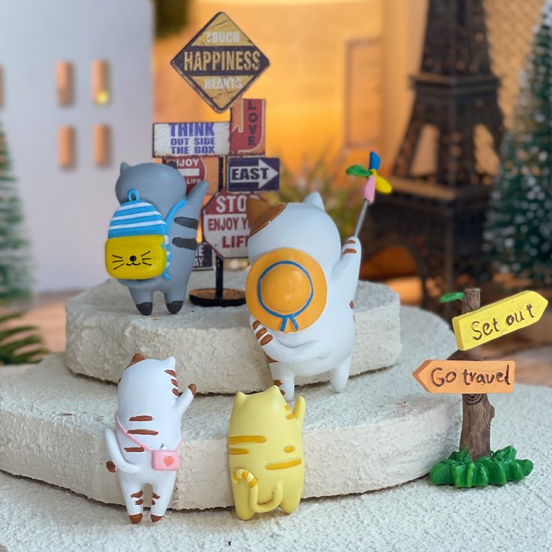 [Free Shipping + Free Carry Bag] Cat Travel Group Miniature Scenery Expansion Christmas Flagship Set Gift Box | Pet Friendly - Fragrances - Essential Oils Red