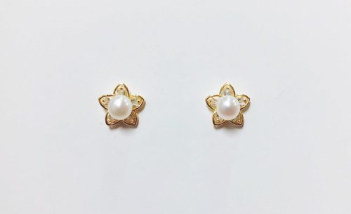 小王子星球 珍珠小花耳針 925純銀 手工鑲嵌