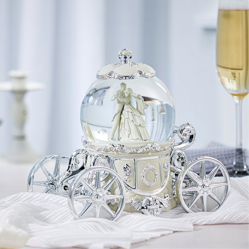 Love Waltz Crystal Ball Music Box Lover Gift Wedding Gift - Items for Display - Glass 