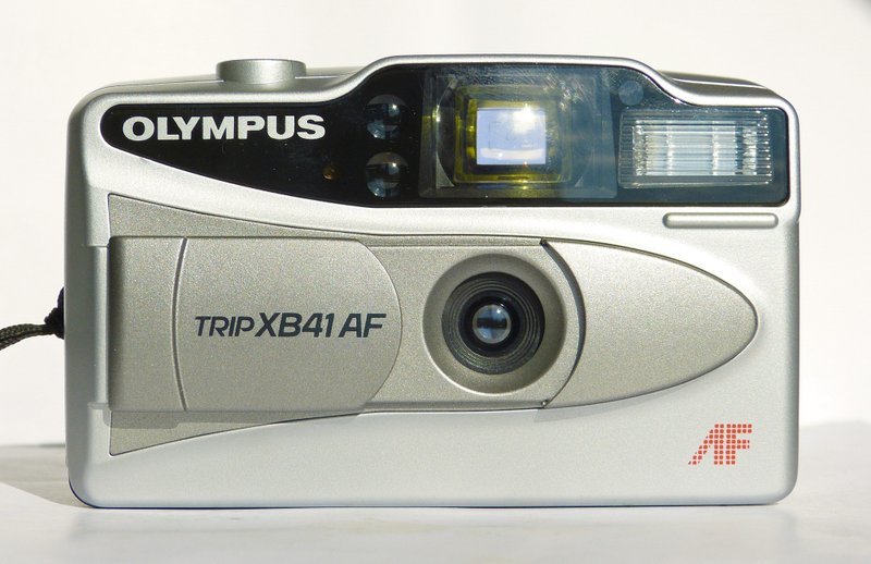 Olympus Trip XB41 AF point&shoot compact film camera 35mm fully working - 相機/拍立得/底片相機 - 塑膠 銀色