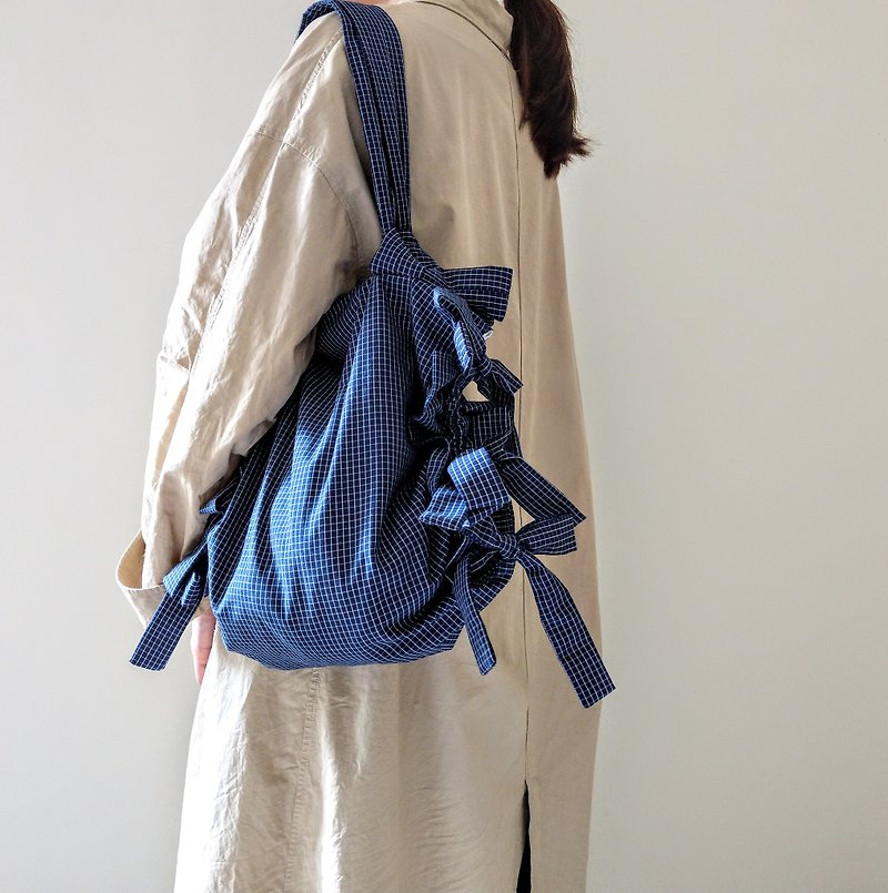 Ribbon Tote (S)  | Navy Check - Messenger Bags & Sling Bags - Cotton & Hemp Blue