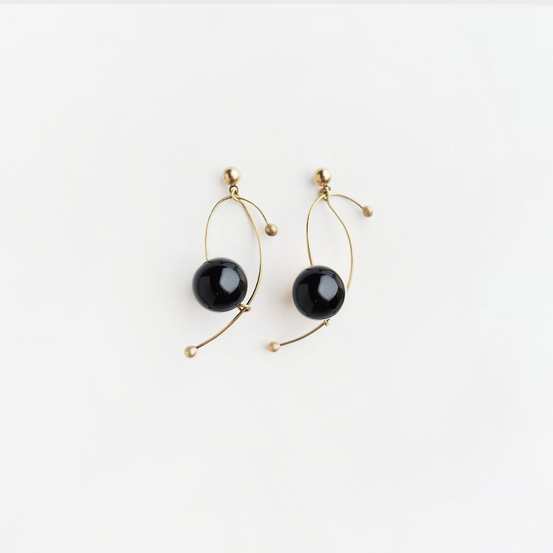 Dancing Earrings (black) - ต่างหู - เครื่องเพชรพลอย สีทอง