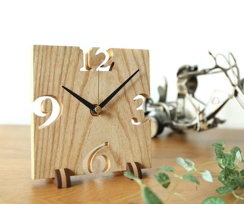 Asahikawa Craft Craft Yuga Hoefler 150 - นาฬิกา - ไม้ 