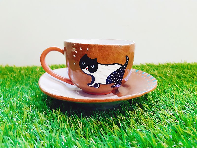 Hand pinch coffee cup set - question mark black and white cat - เซรามิก - ดินเผา 