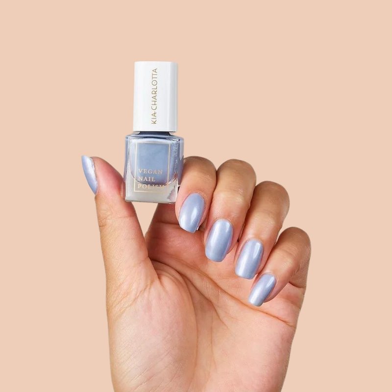 Cloud Nine Baby Blue Shimmer Non-Toxic Vegan Nail Polish 5ml - ยาทาเล็บ - วัสดุอื่นๆ สีน้ำเงิน