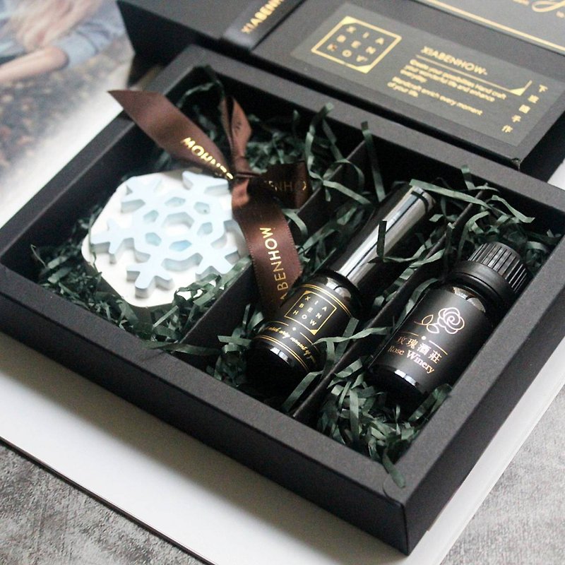 【Christmas gift box】Snowflake diffused Stone fragrance essential oil gift box - เทียน/เชิงเทียน - แก้ว 