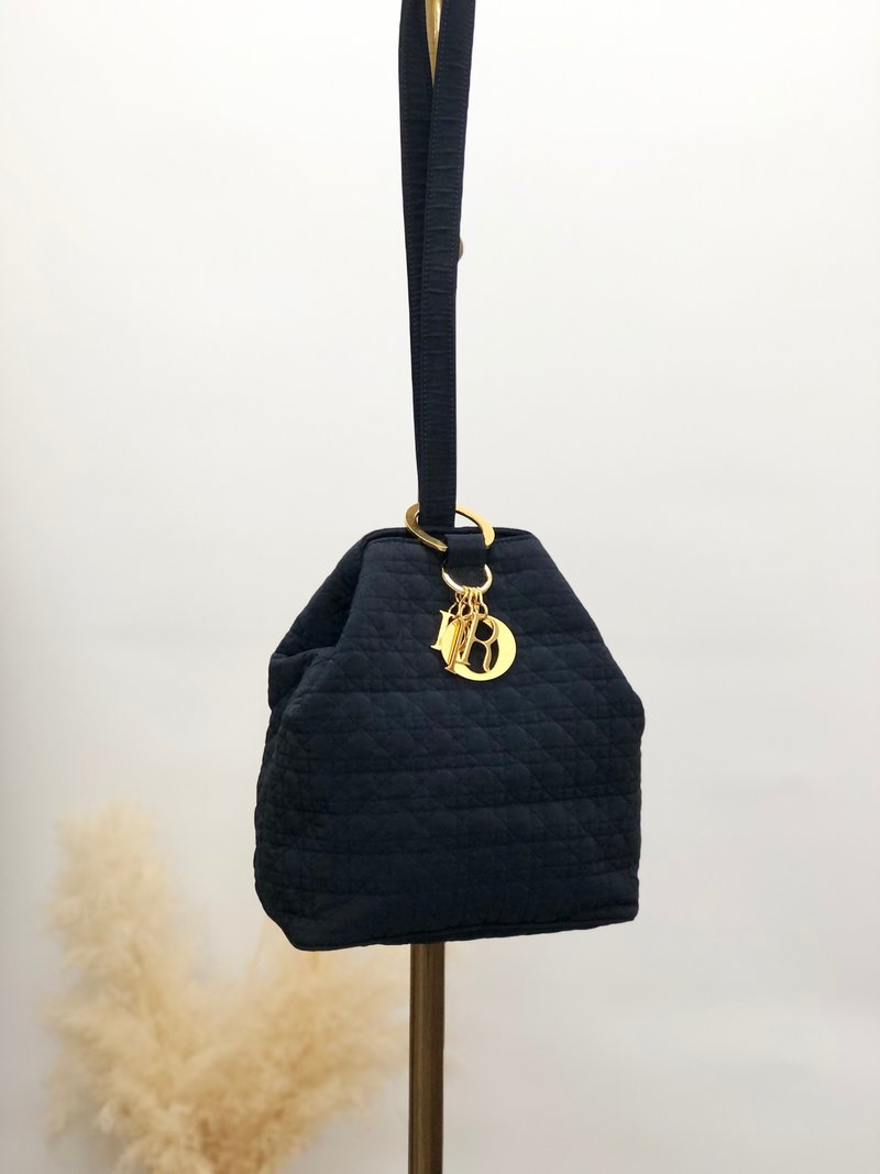 [Direct from Japan, branded used bag] Christian Dior Cannage shoulder bag, navy, charm, nylon, drawstring, vintage i5e87z - กระเป๋าแมสเซนเจอร์ - ไนลอน สีน้ำเงิน