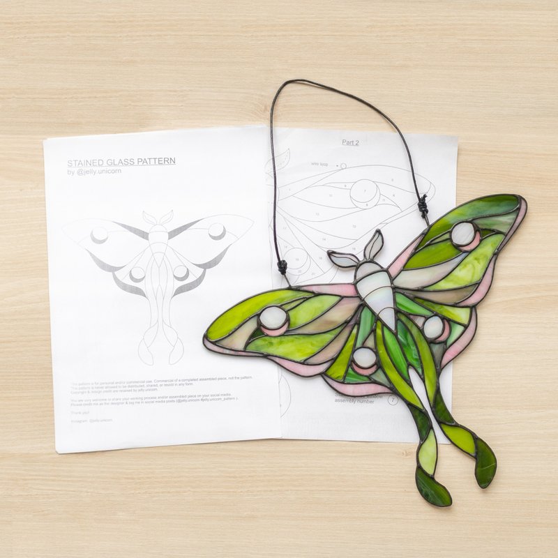 Stained glass pattern, Printable pattern, Stained glass moth pattern, PDF - 其他數位商品 - 其他材質 