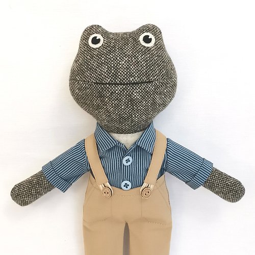 TweedyLand Green frog boy, handmade plush toad, frog wool stuffed doll