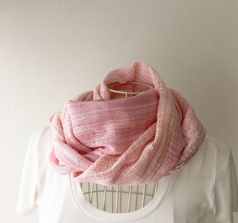 【綿：オールシーズン】手織りストール "Pink & White" - スカーフ - コットン・麻 ピンク