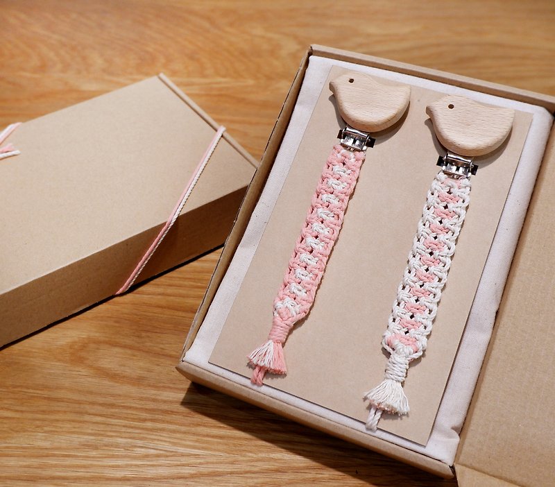 おしゃぶりクリップ-鳥のギフトボックス - 出産祝い用贈物 - コットン・麻 ピンク