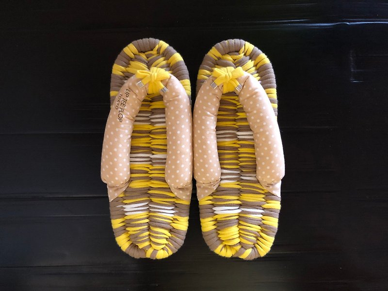【FLIP TEE FLOP】24cm Cloth  sandal slippers Nuno zori 【No.175】 - รองเท้าแตะในบ้าน - ผ้าฝ้าย/ผ้าลินิน สีเหลือง