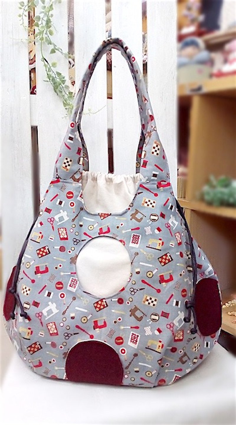 wonderland22 neck shoulder bag (dot) - Messenger Bags & Sling Bags - Cotton & Hemp Multicolor
