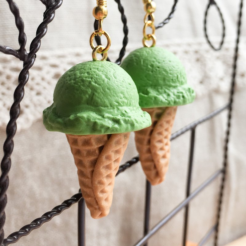冰淇淋耳環 香濃抹茶 單耳 - 耳環/耳夾 - 黏土 綠色