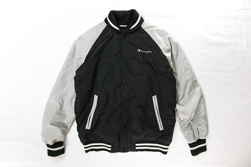 [3thclub Ming Ren Tang] champion of US-made goods and old baseball jacket black and silver color chp-002 - เสื้อแจ็คเก็ต - ผ้าฝ้าย/ผ้าลินิน สีดำ