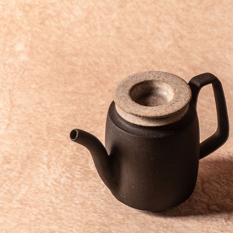 無我系列 - 暮光長嘴茶器300ml - 茶壺/茶杯/茶具 - 陶 咖啡色