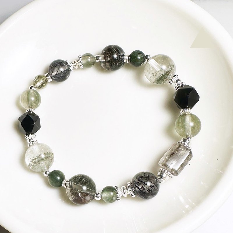 Green water surrounds the Cangshan Mountain - green ghost. Black hair crystal. Green hair crystal sterling silver design - Bracelets - Crystal Green