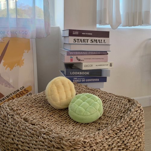 メロンパン ポーチ まるでパンみたいなもちもちポーチ（メロンパン） - アメリカン