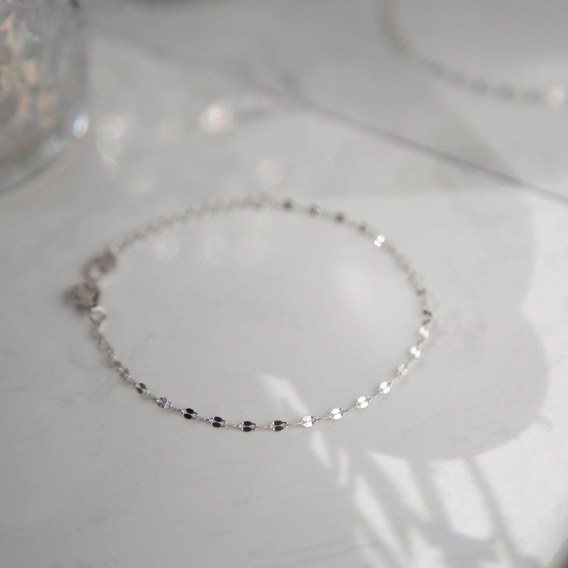 Lip-shaped sequined sterling silver bracelet | Simple. All-match. Trendy