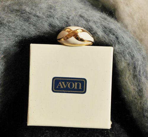 Damn Good Vintage＊老又好古董珠寶 古董金色交叉白琺瑯胖胖戒指AVON 原裝盒 RIN186
