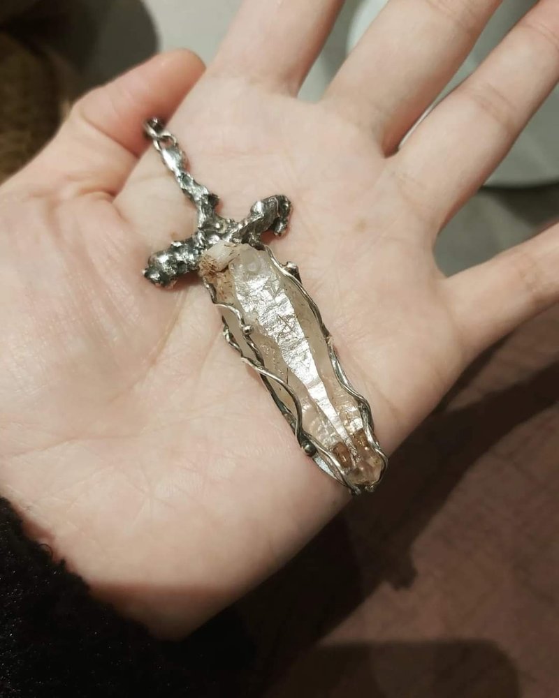 【 守護 】 油膽水晶金工手作墜子 - 項鍊 - 純銀 