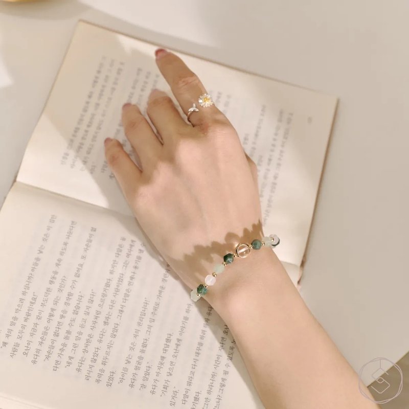 Childlike | crystal bracelet - สร้อยข้อมือ - คริสตัล สีเขียว