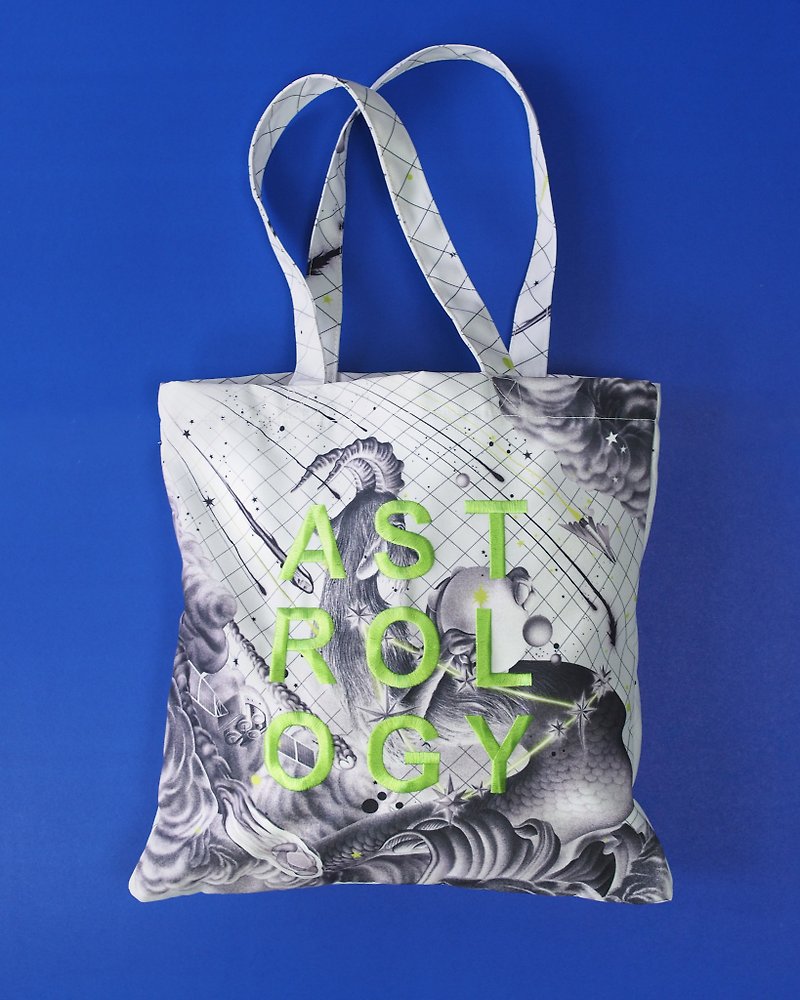 Stardust Printed Tote bag with embroidered decorate - 手袋/手提袋 - 聚酯纖維 白色