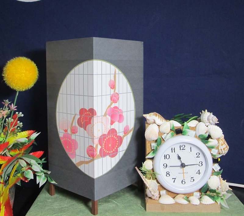 The real thrill of the flower plum blossoms on the window side! Decorative light + white clock - Lighting - Paper Orange