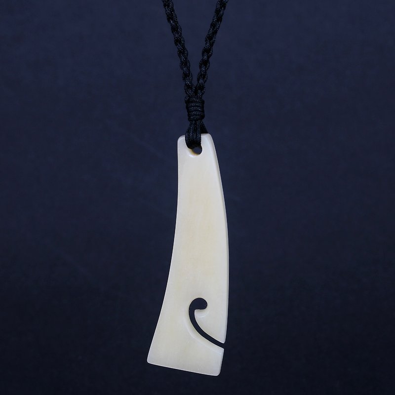 Maori jewelry hand-carved axe symbolizes the meaning of TOKI&#39;s strength and energy men and women necklace pendants gifts