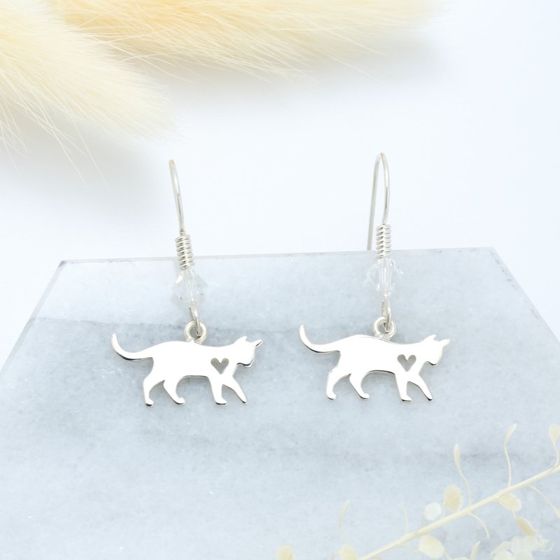 【Angel & Me】Love Cat s925 sterling silver earrings (changeable ear clips) gift - ต่างหู - เงินแท้ สีเงิน