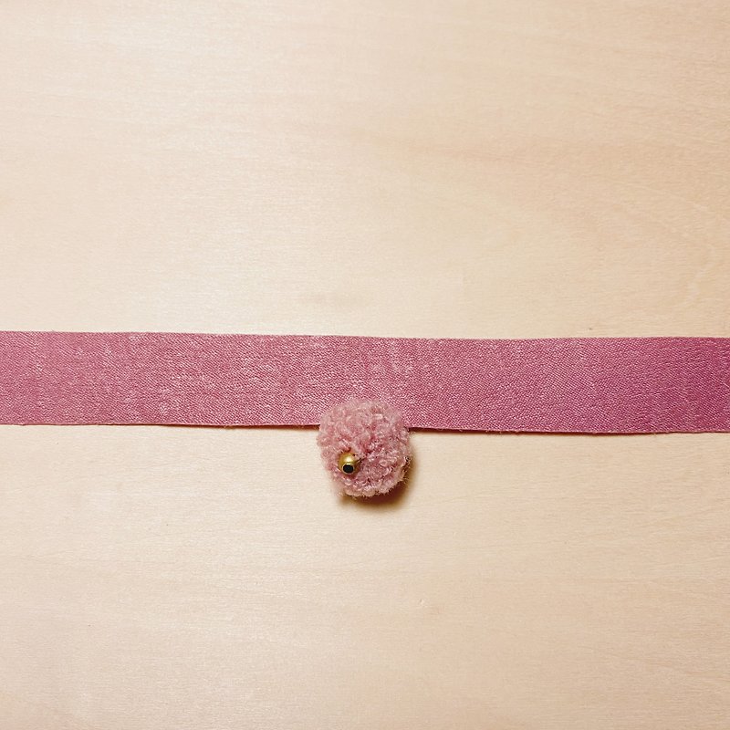 復古粉紅毛球頸鍊 - 項鍊 - 其他材質 粉紅色