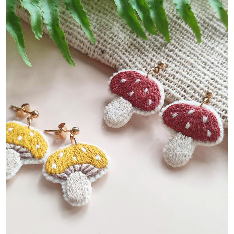 EARRING | Mushroom - 耳環/耳夾/耳骨夾 - 棉．麻 多色