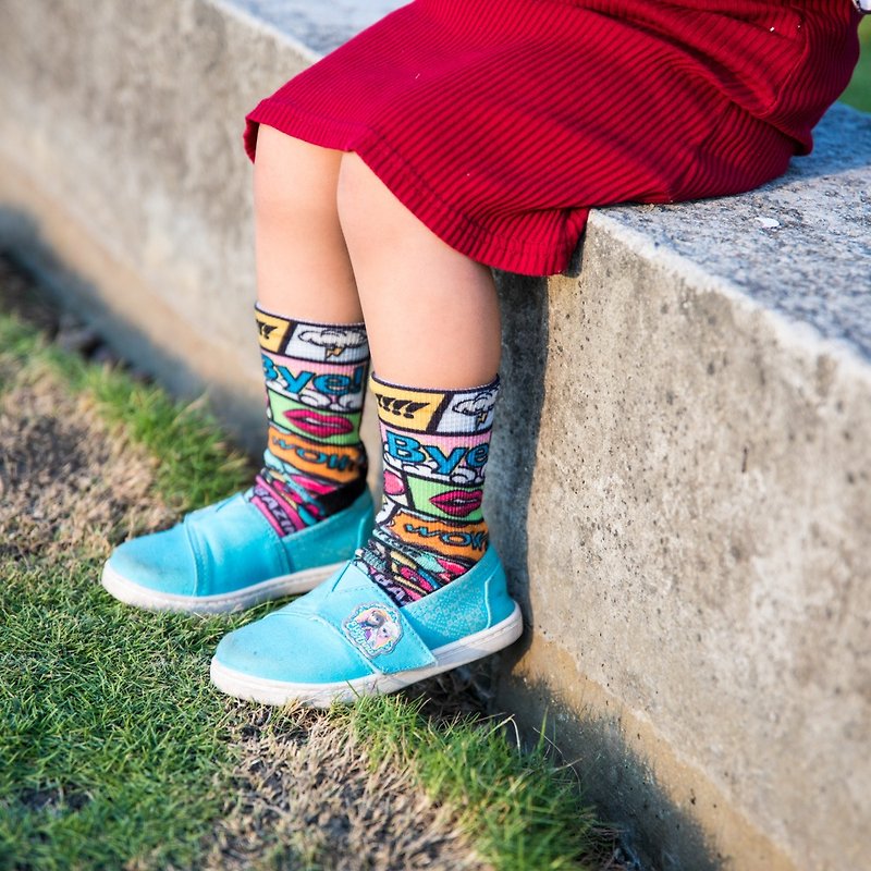 子供の靴下を話す女性 - ソックス - サステナブル素材 多色
