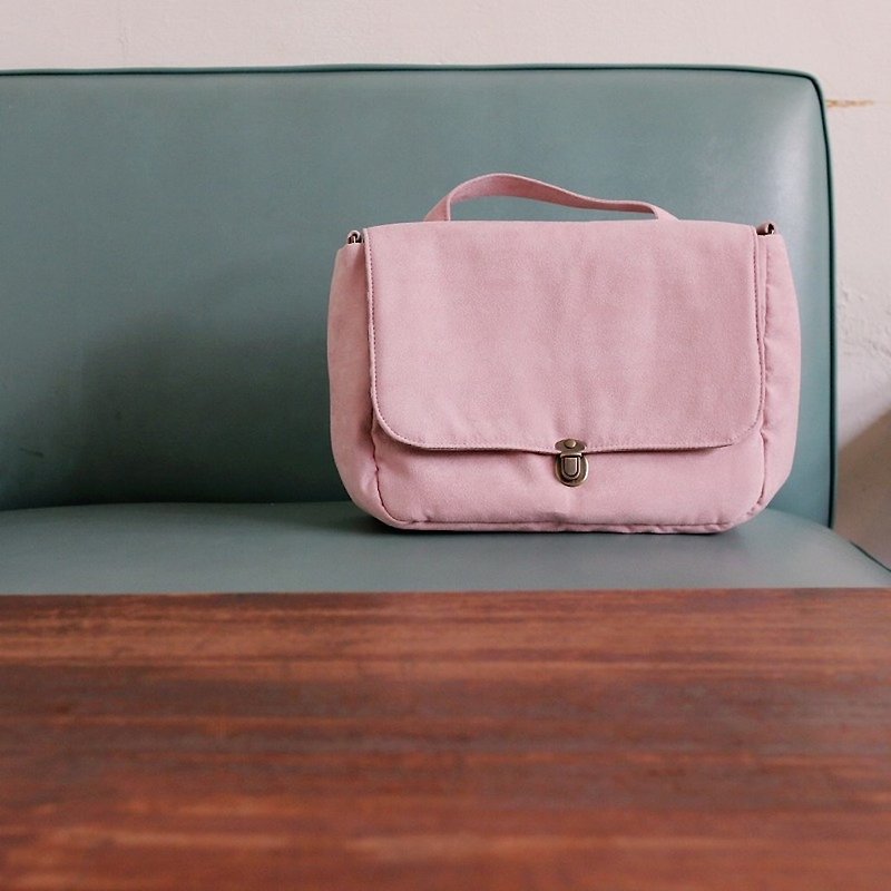 Chez. Refurbished-Retro shoulder-Sakura pink - Messenger Bags & Sling Bags - Polyester Pink