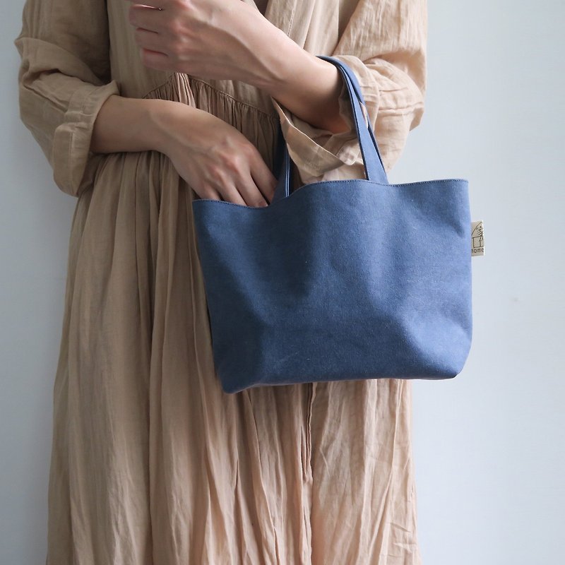 Double-sided flip canvas mini cup | gray blue x navy blue tote bag tote bag lunch bag - กระเป๋าถือ - ผ้าฝ้าย/ผ้าลินิน สีน้ำเงิน