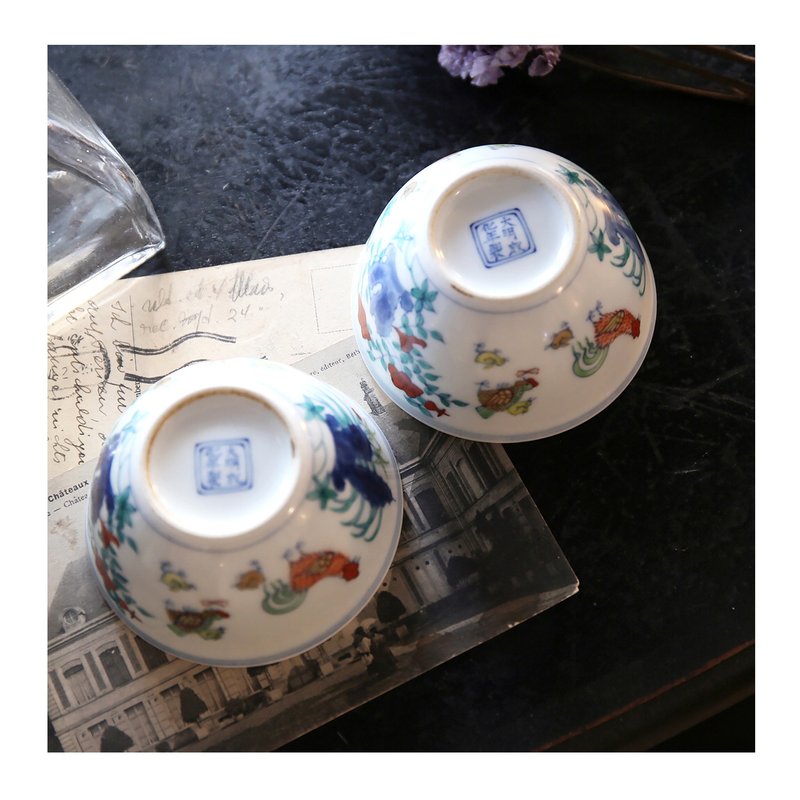 Vintage Piece. Jingdezhen Ceramic Chicken Cup. Underglaze Color. Chenghua Doucai Style Chicken Cup. Purely Handmade. Delicate Porcelain Body. - Other Cups - เครื่องลายคราม 