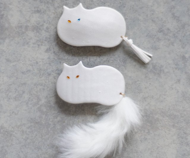 しっぽが揺れる猫のバレッタ 白 ショップ 地下3階 ヘアアクセサリー Pinkoi