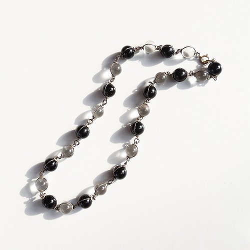 panic-art-market Art Deco black × clear glass necklace