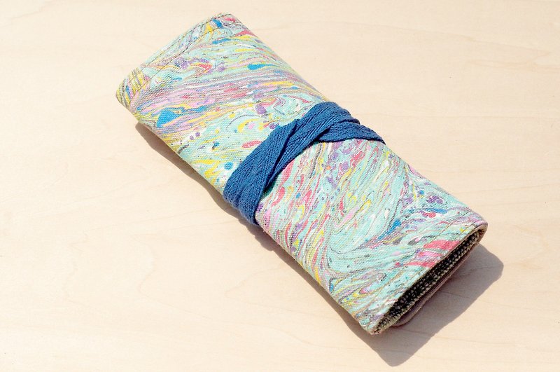 ผ้าฝ้าย/ผ้าลินิน กล่องดินสอ/ถุงดินสอ หลากหลายสี - Hand-painted rendering Pencil / feel Reel / spring rolls Pencil - water color pen house 8 (blue strap)