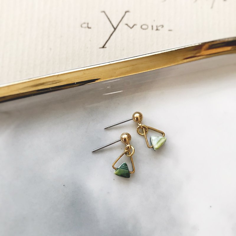 Hollow double triangle / green - Earrings & Clip-ons - Pottery Multicolor