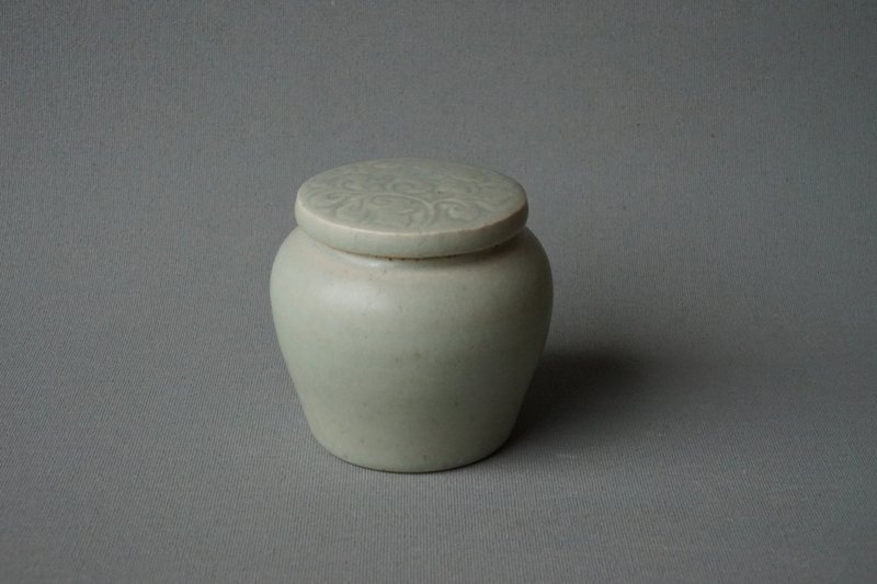 青瓷印花茶倉 - 茶壺/茶杯/茶具 - 陶 白色