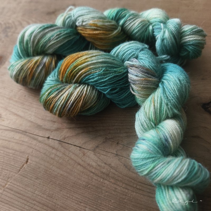 lufi hand-dyed merino wool sock thread 50g jade - เย็บปัก/ถักทอ/ใยขนแกะ - ขนแกะ 