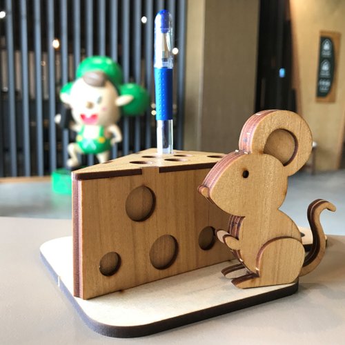 卷木森活館 【手作DIY】黃金鼠 起司 木製筆筒 文具收納 辦公室用品 實用