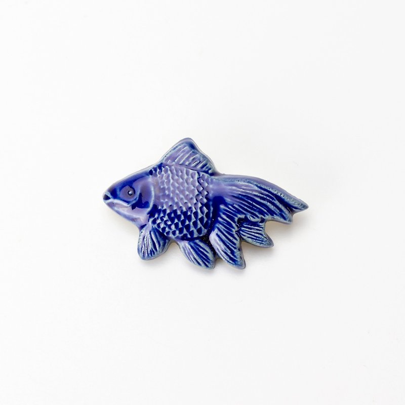 ceramics brooch goldfish cobalt blue