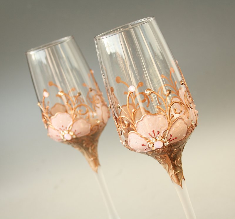 Rose Gold and Pale Pink Champagne Wine Glasses, Wedding, Anniversary, Set of 2 - 酒杯/酒器 - 玻璃 粉紅色