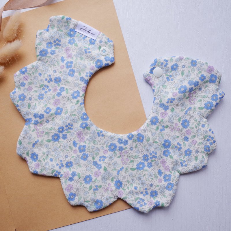 Handmade Spot Japanese Eightfold Yarn Floral Light Blue Flower Braid Round Pocket Bib Saliva Towel Moon Ceremony - ผ้ากันเปื้อน - วัสดุอื่นๆ สีน้ำเงิน