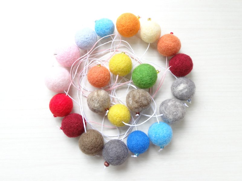 Wool ball  Bookmark-Wool felt - Bookmarks - Wool Multicolor