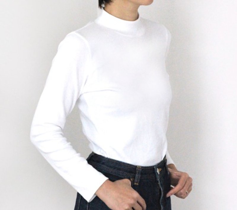 [For long sleeves] Adult high-necked T-shirt with a focus on shape [Available in sizes and colors] - Women's Tops - Cotton & Hemp 