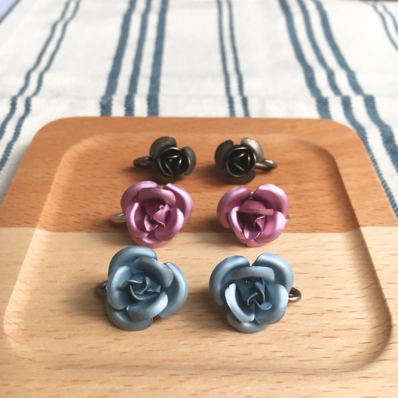 Classic petal series ear clip earrings (with ear) - Earrings & Clip-ons - Other Metals Multicolor